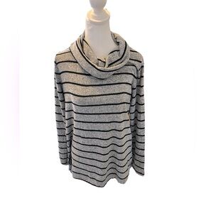 Van Heusen Stretch Extensible Gray and Black Cowl Neck Knit Sweater size S
